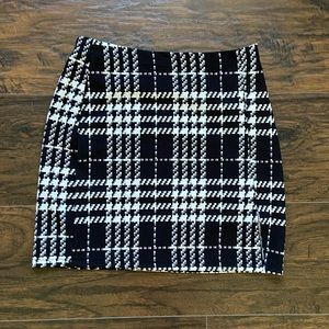 Shein Black and White Split Hem Mini Skirt